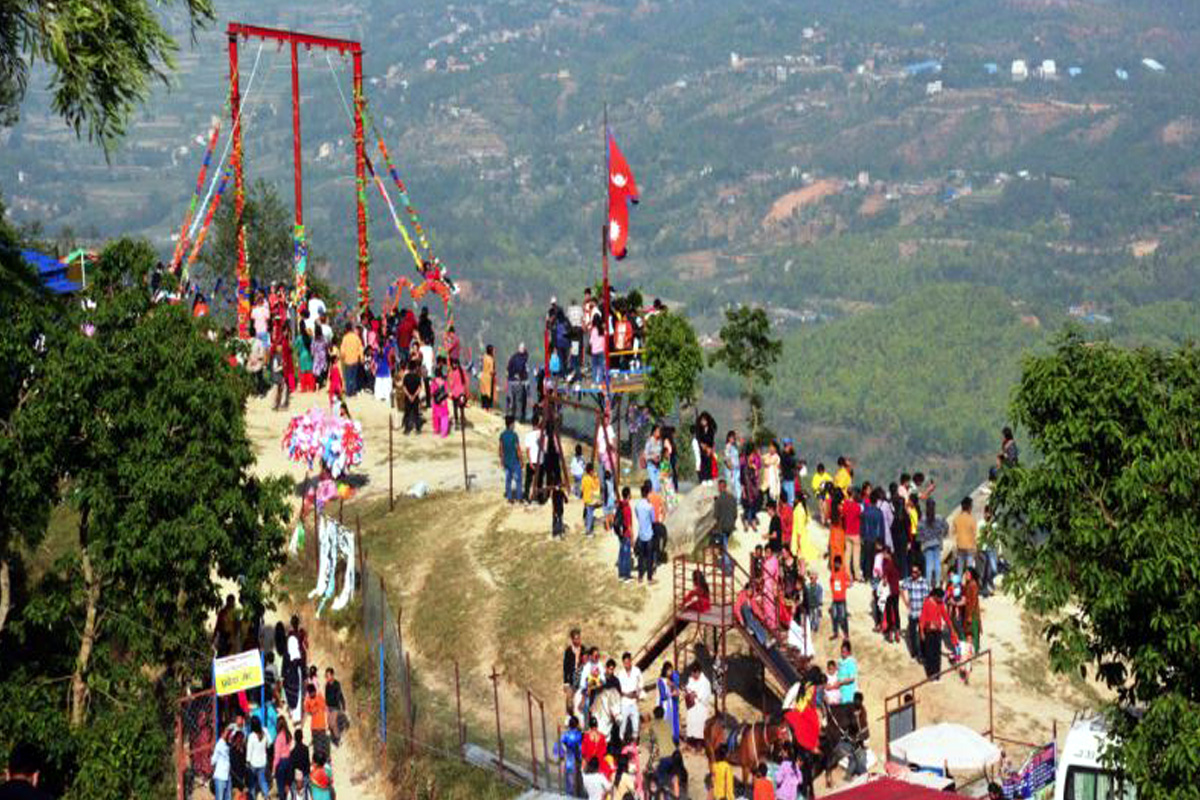 नयाँ वर्षमा काभ्रेका सबै पर्यटकीय क्षेत्र भरिभराउ